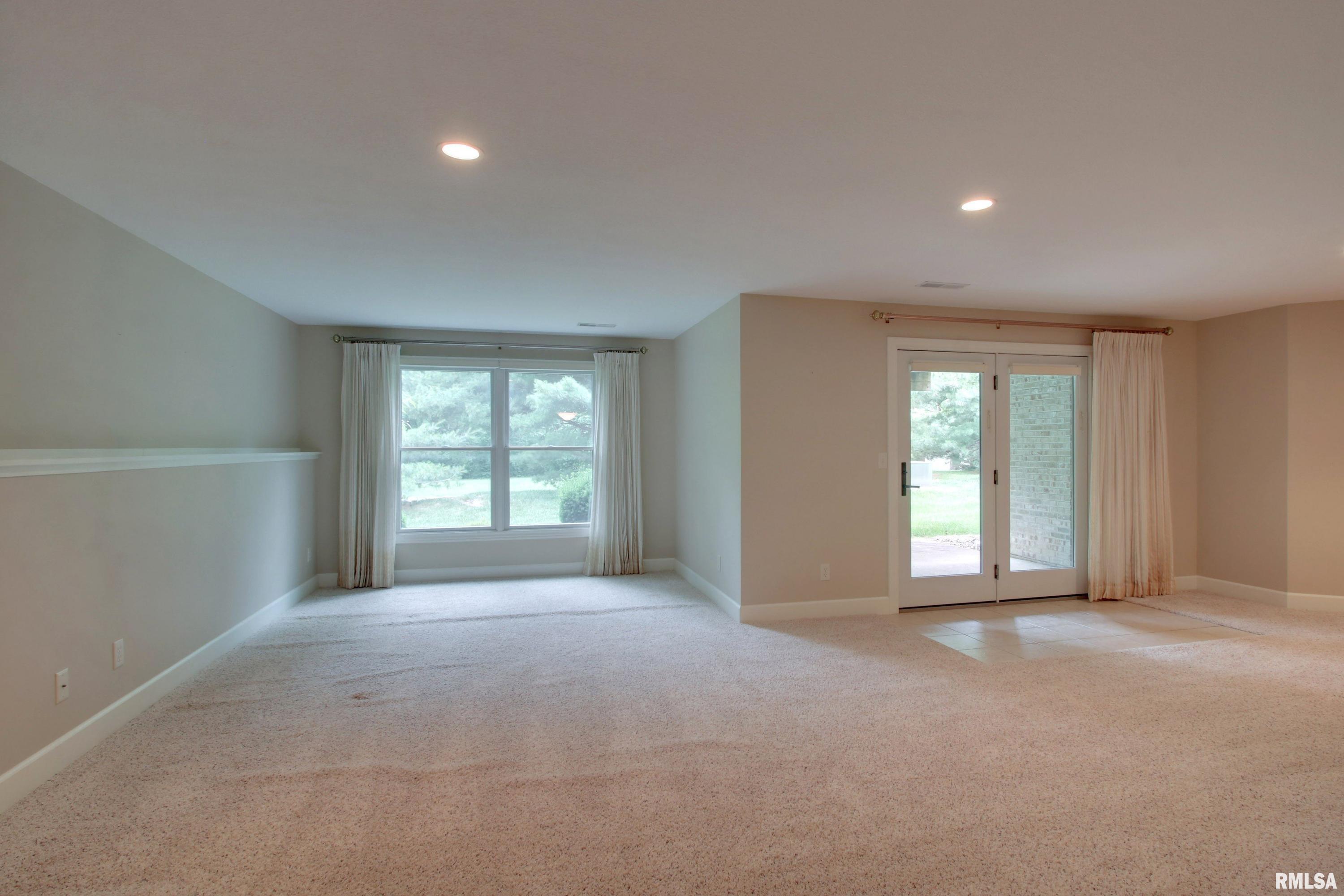 3982 Abbey Ridge Court Quincy, IL 62305 - Photo 18 of 25