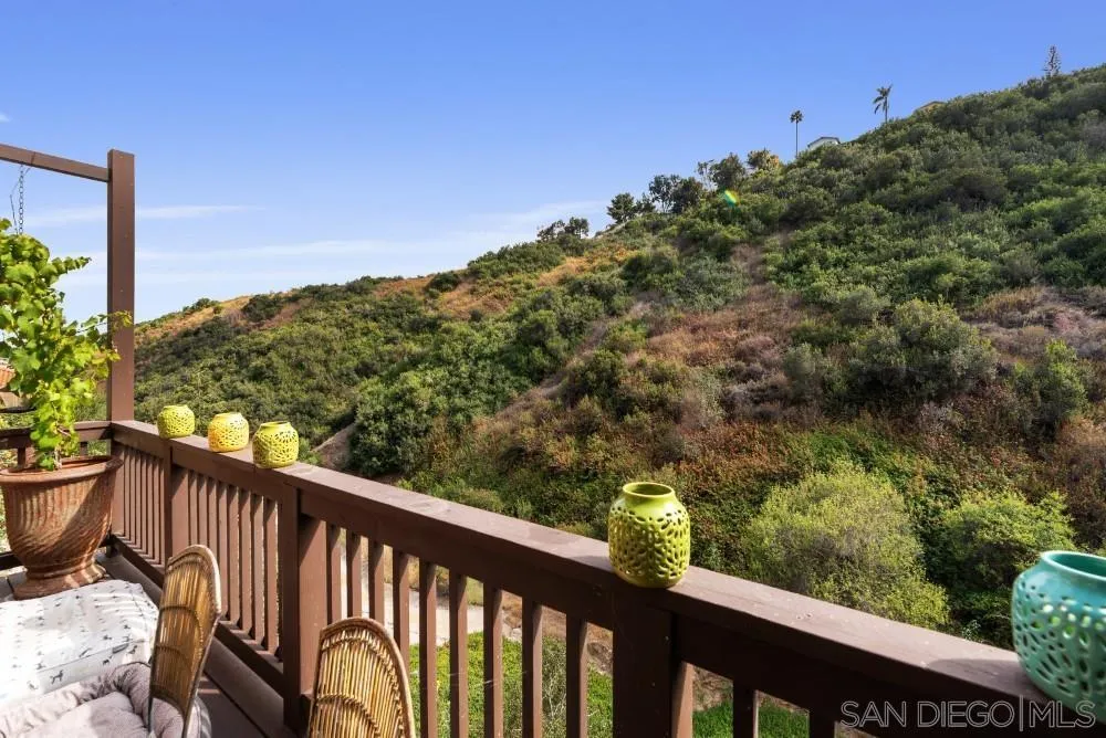 2775 Ridgegate Row La Jolla, CA 92037 - Photo 15 of 59