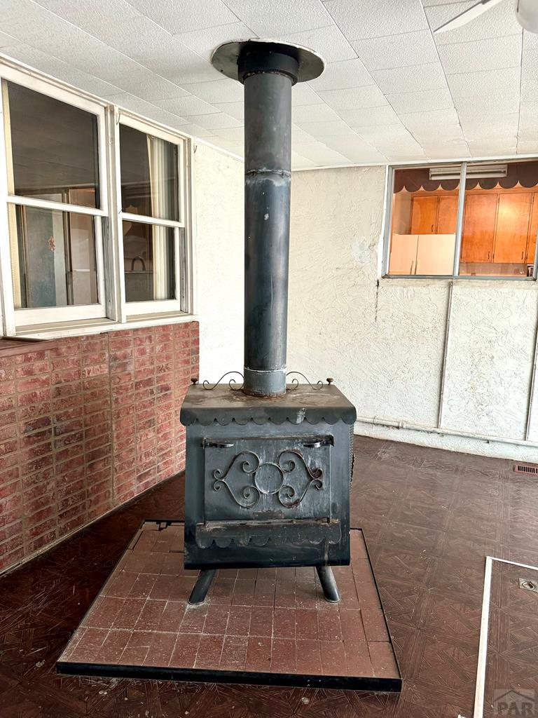 2236 Hillside Road Pueblo, CO 81006 - Photo 7 of 45 Gallery Image 7