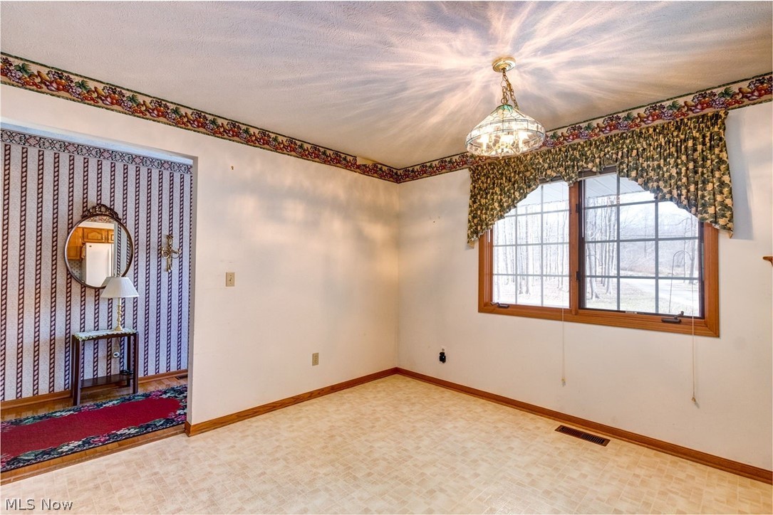18378 Chillicothe Road Bainbridge, OH 44023 - Photo 24 of 34