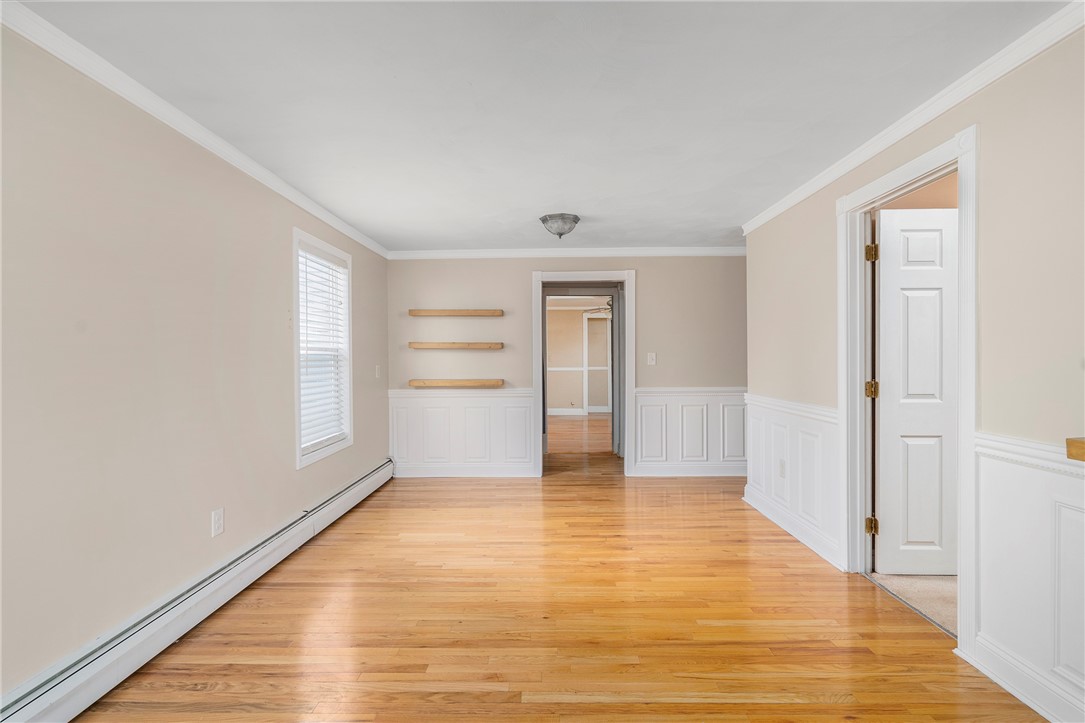 927 West Shore Road Warwick, RI 02889 - Photo 4 of 31