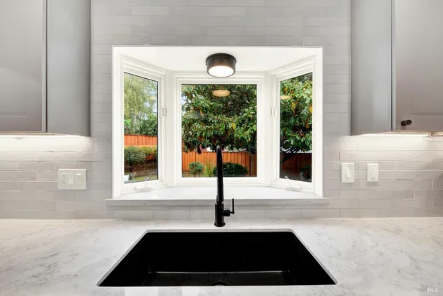 $899,000 | 2407 Norton Street, Napa, CA 94558