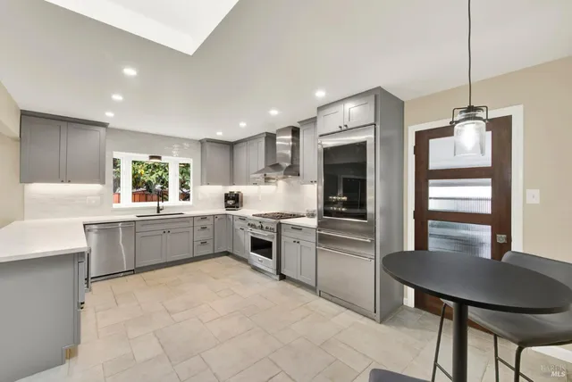 $899,000 | 2407 Norton Street, Napa, CA 94558