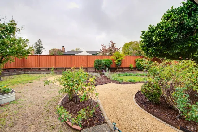 $899,000 | 2407 Norton Street, Napa, CA 94558