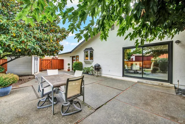 $899,000 | 2407 Norton Street, Napa, CA 94558