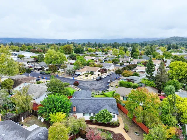 $899,000 | 2407 Norton Street, Napa, CA 94558
