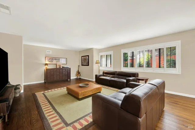 $899,000 | 2407 Norton Street, Napa, CA 94558