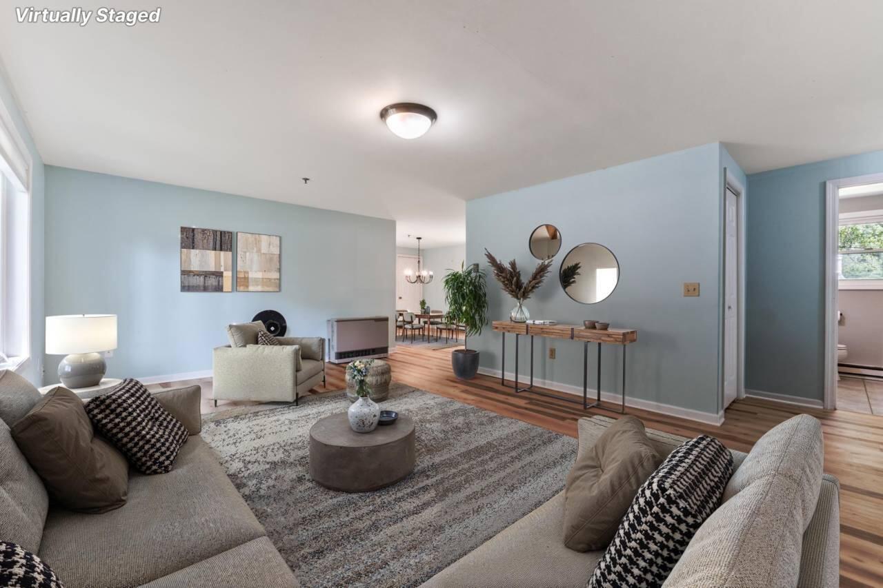 6 Willow Grove Road, Unit 6 Brunswick, ME 04011 - Photo 8 of 59 Living Room