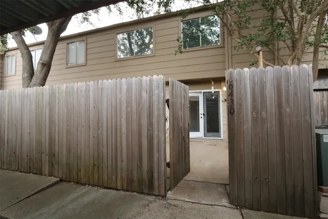 $2,095 | 6430 Kentwick Drive, Houston, TX 77084