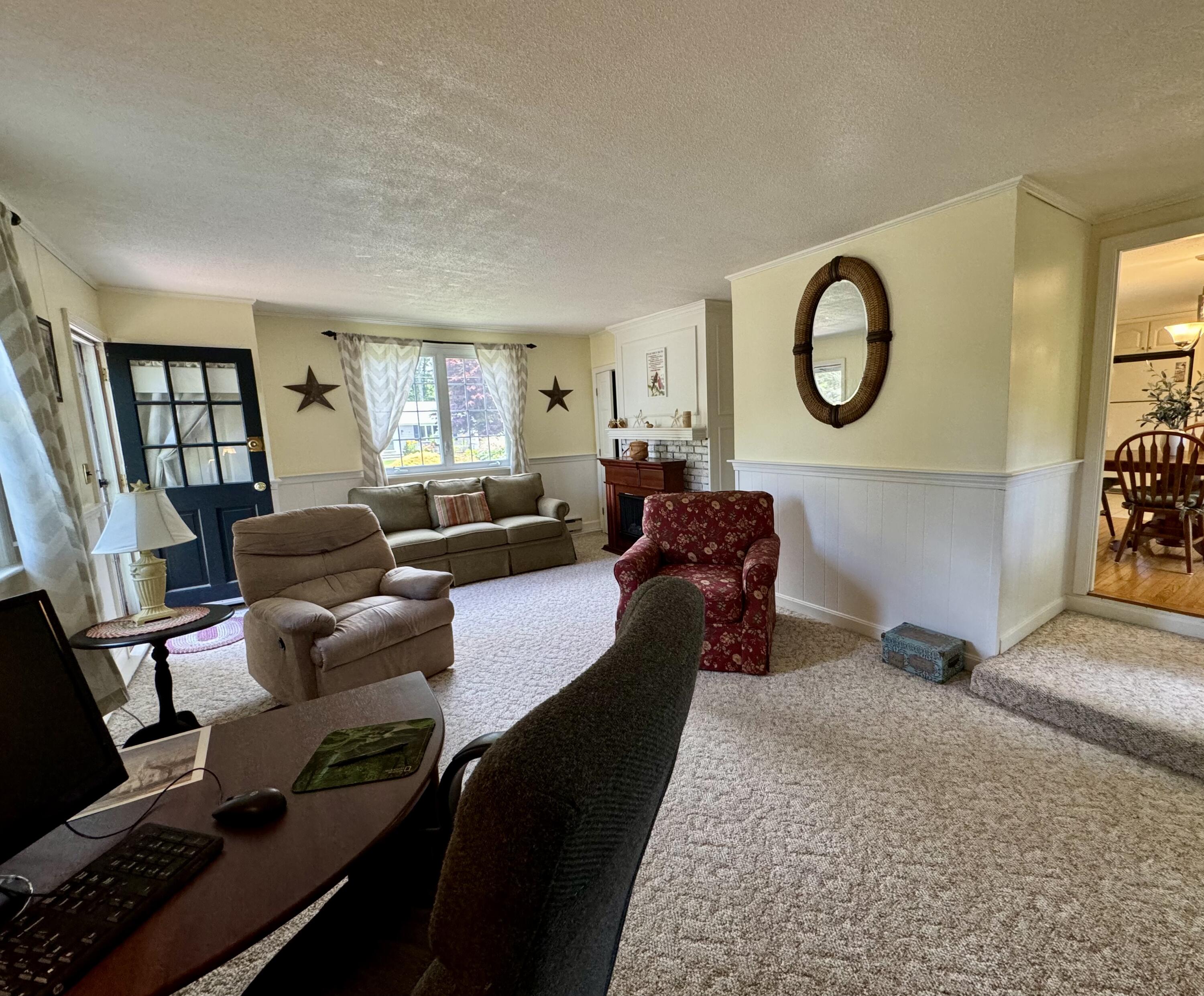 173 Nottingham Drive Centerville, MA 02632 - Photo 18 of 54 family room left angle.office