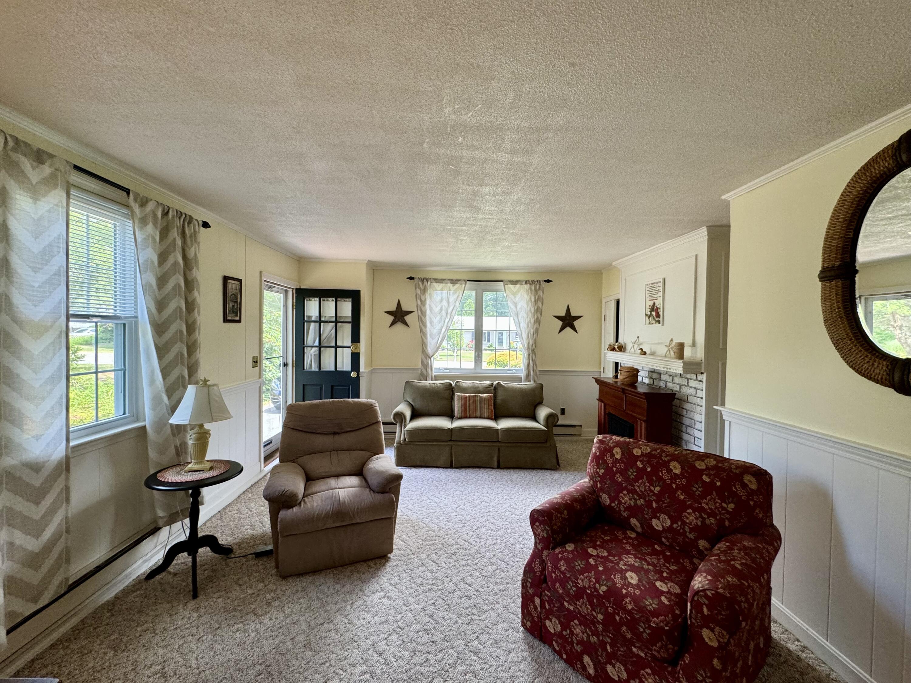 173 Nottingham Drive Centerville, MA 02632 - Photo 19 of 54 family room back to front