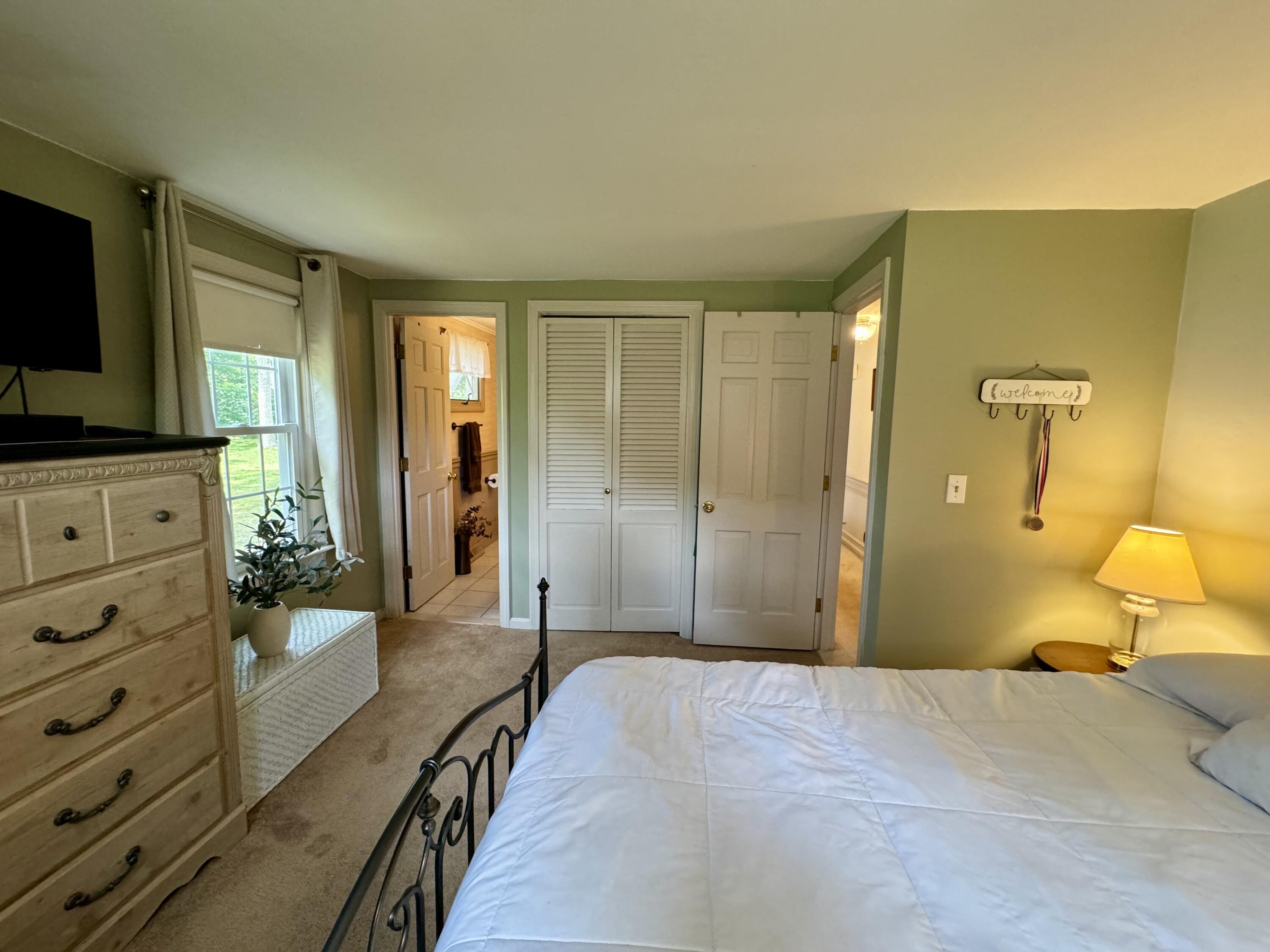 173 Nottingham Drive Centerville, MA 02632 - Photo 26 of 54 Primary bedroom side angle into full bat