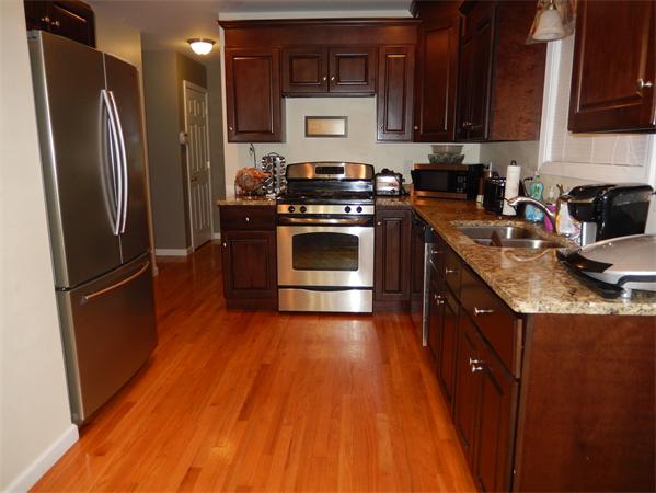 18 Denver Street Springfield, MA 01109 - Photo 5 of 15 Gallery Image 5