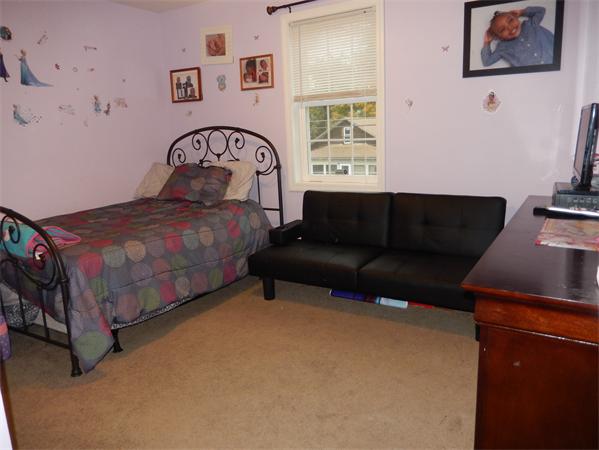 18 Denver Street Springfield, MA 01109 - Photo 9 of 15 Gallery Image 9
