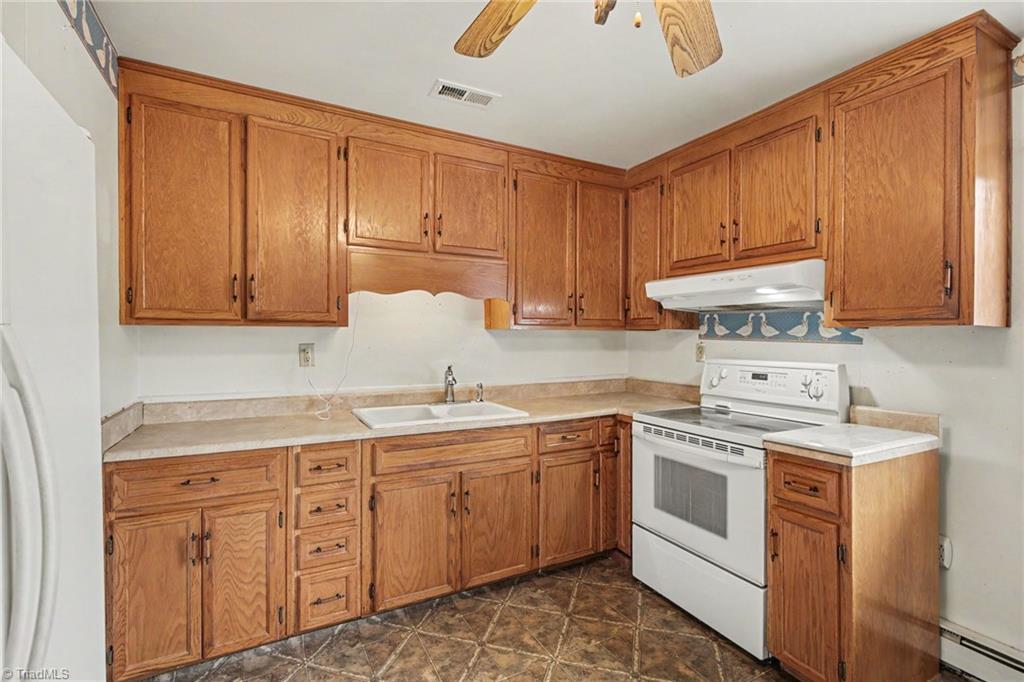 160 Ward Road Eden, NC 27288 - Photo 13 of 29