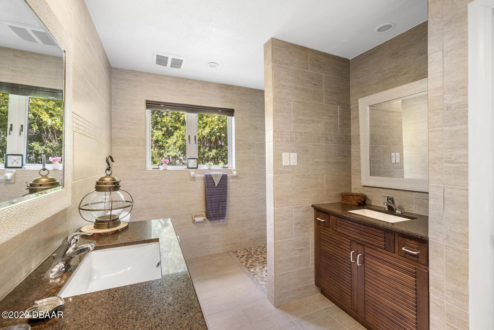 331 Riverside Drive Ormond Beach, FL 32176 - Photo 18 of 44 331 RIVERSIDE DR ORMOND - INTERIOR-39