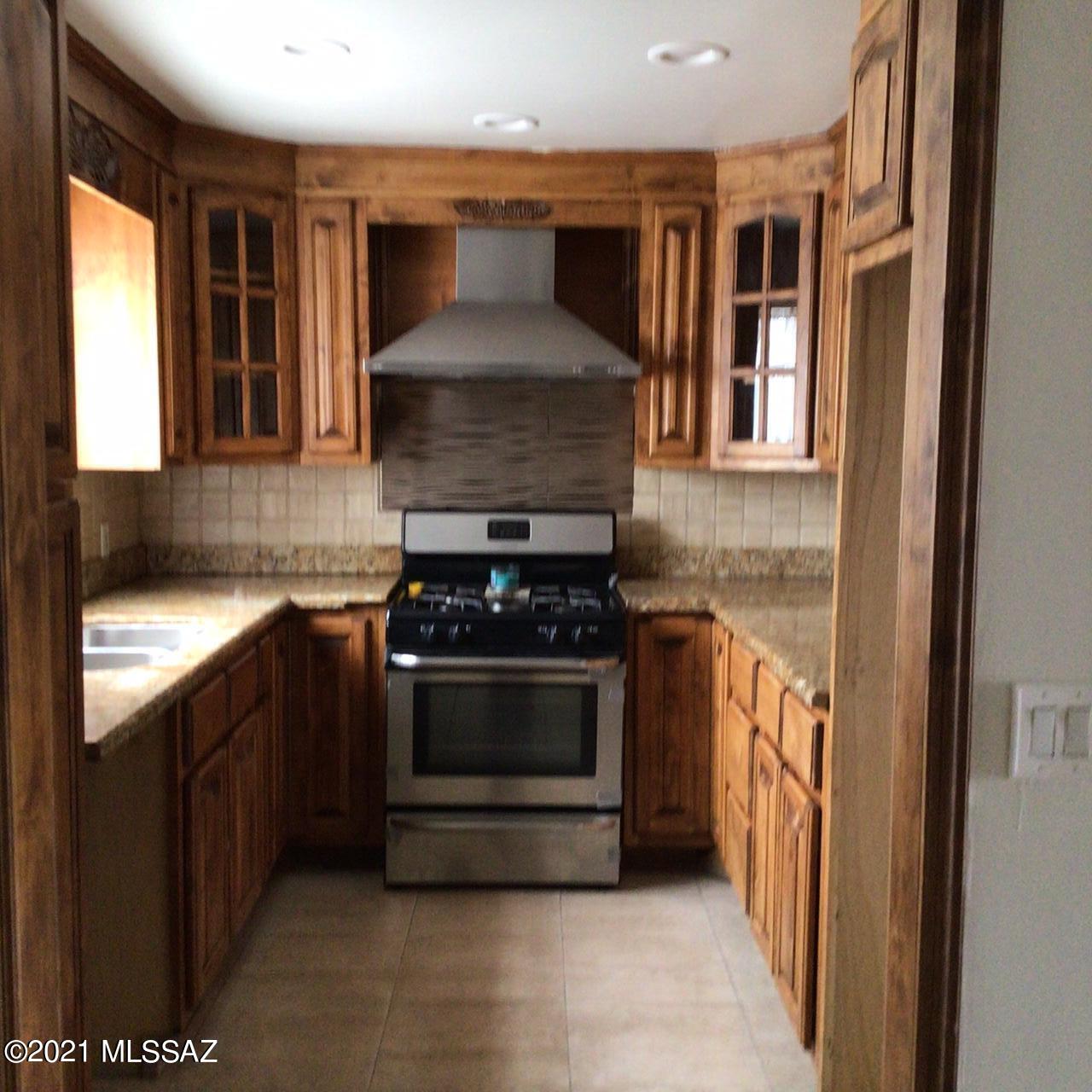 263 West View Point Drive, Unit 22 Nogales, AZ 85621 - Photo 5 of 14