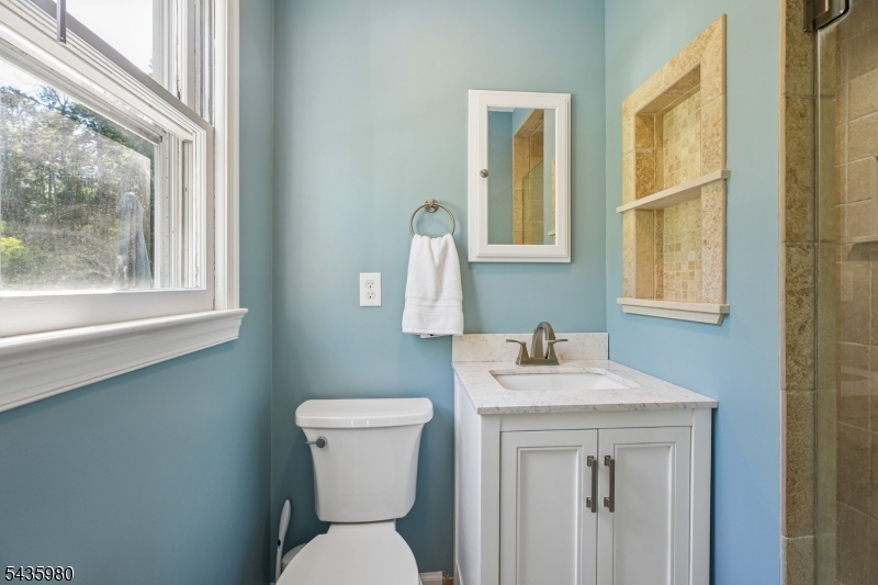 16 Old Mountain Road Lebanon, NJ 08833 - Photo 22 of 46