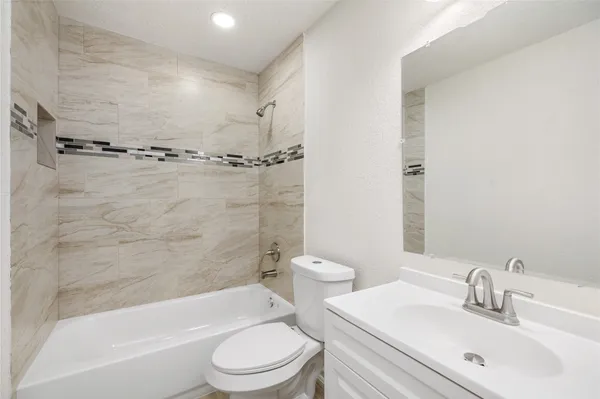 $1,550 | 5915 Beldart Street, Houston, TX 77033