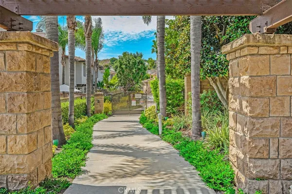 $5,800 | 1 Calle Viveza, San Clemente, CA 92673