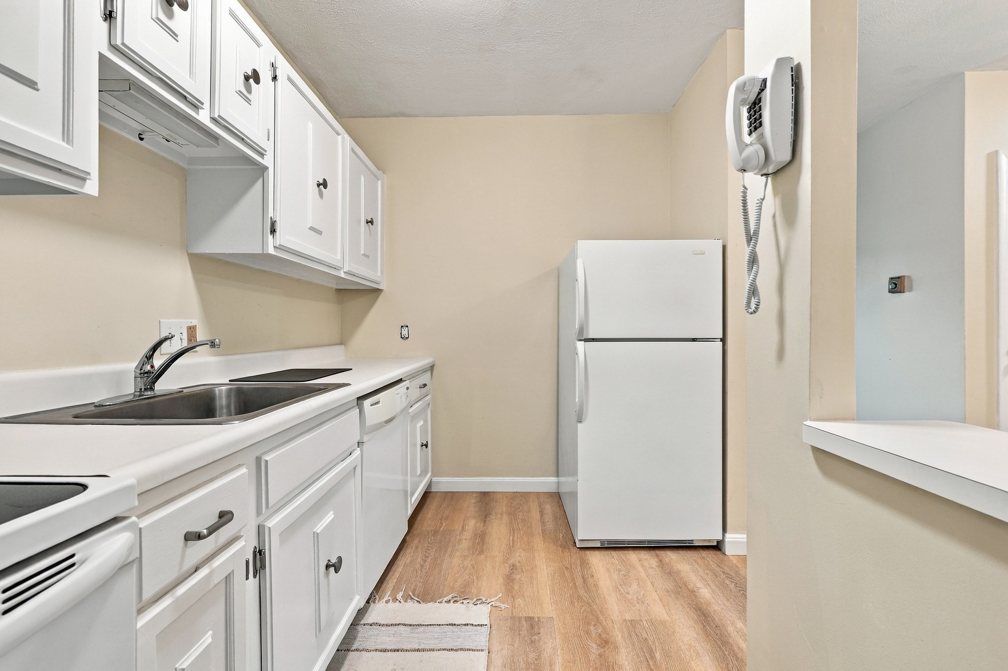 17 Davis Road, Unit A11 Acton, MA 01720 - Photo 6 of 20 Gallery Image 6