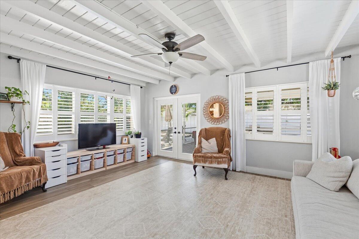 2220 Northeast 34th Court Lighthouse Point, FL 33064 - Photo 11 of 37 11-8I8A2115