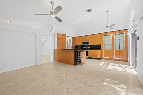 $695,000 | 2712 Cayenne Avenue, Cooper City, FL 33026