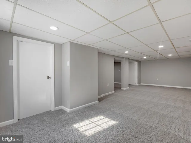 a view of empty room