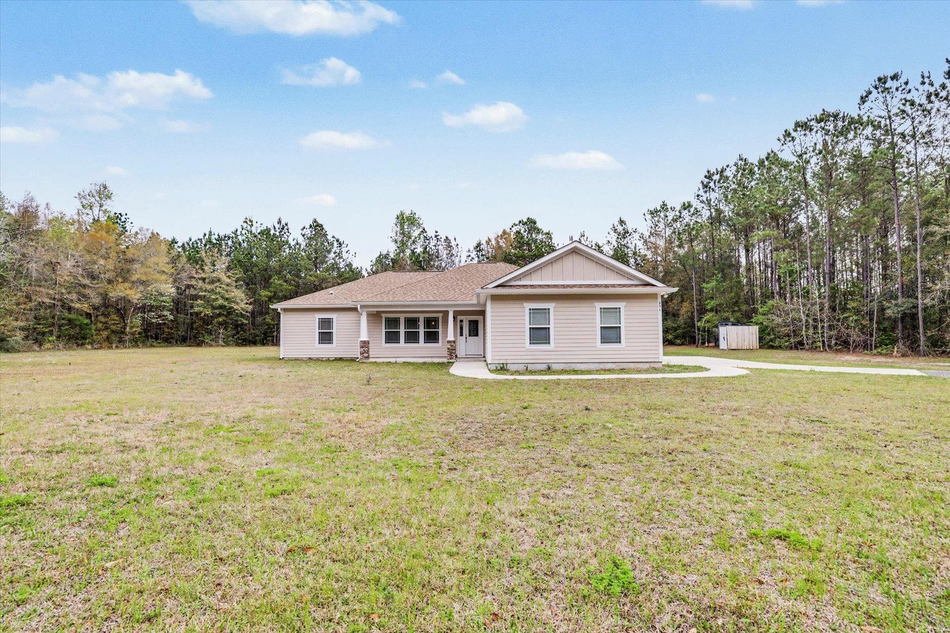 294 Elm Ridge Loop Crawfordville, FL 32327 - Photo 4 of 49 Gallery Image 4