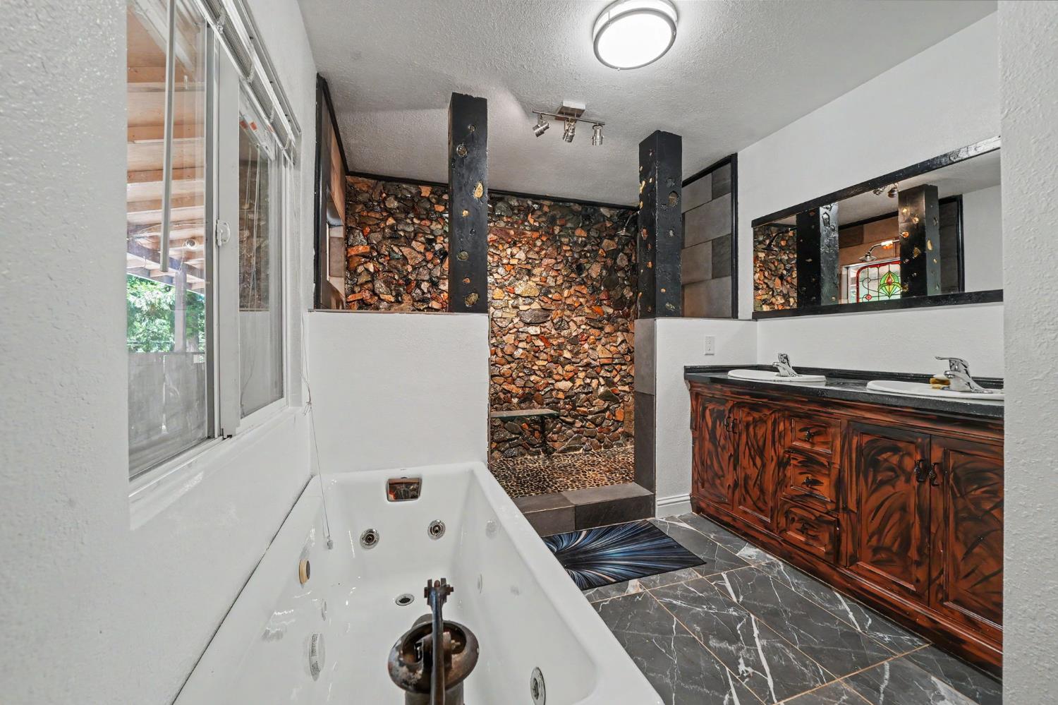 23512 Robin Road Pioneer, CA 95666 - Photo 23 of 40