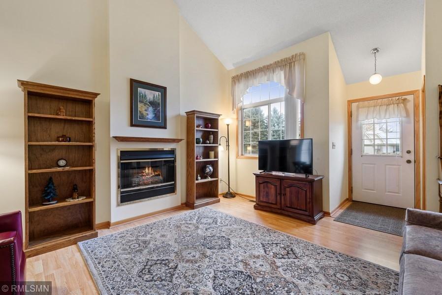 4060 Beaver Dam Road Eagan, MN 55122 - Photo 2 of 20