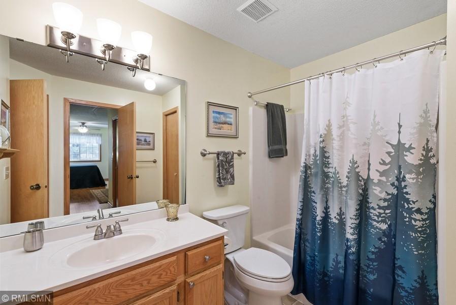 4060 Beaver Dam Road Eagan, MN 55122 - Photo 18 of 20