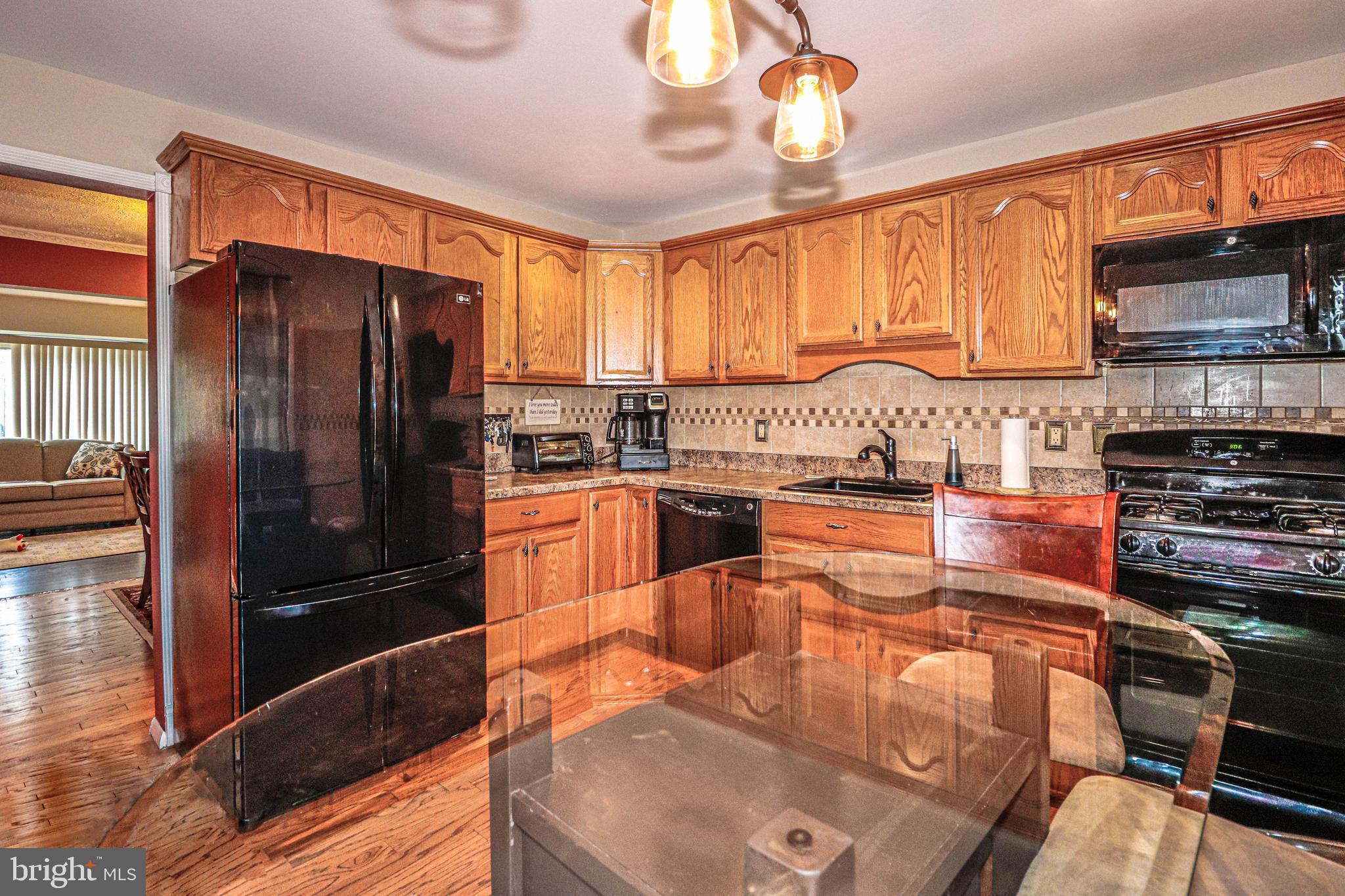 574 Fairfield Road Hightstown, NJ 08520 - Photo 11 of 31