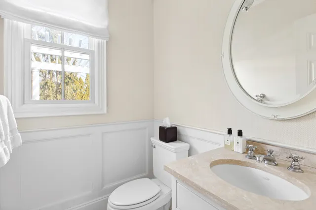 $4,499,000 | 727 Hill Street, Southampton, NY 11968