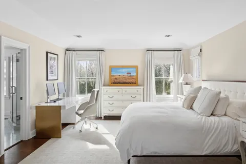 $4,499,000 | 727 Hill Street, Southampton, NY 11968