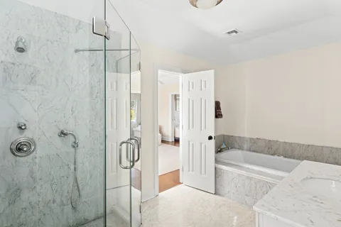 $4,499,000 | 727 Hill Street, Southampton, NY 11968