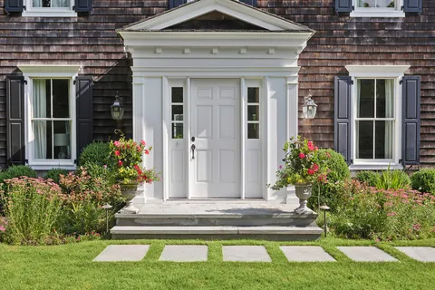 $4,499,000 | 727 Hill Street, Southampton, NY 11968