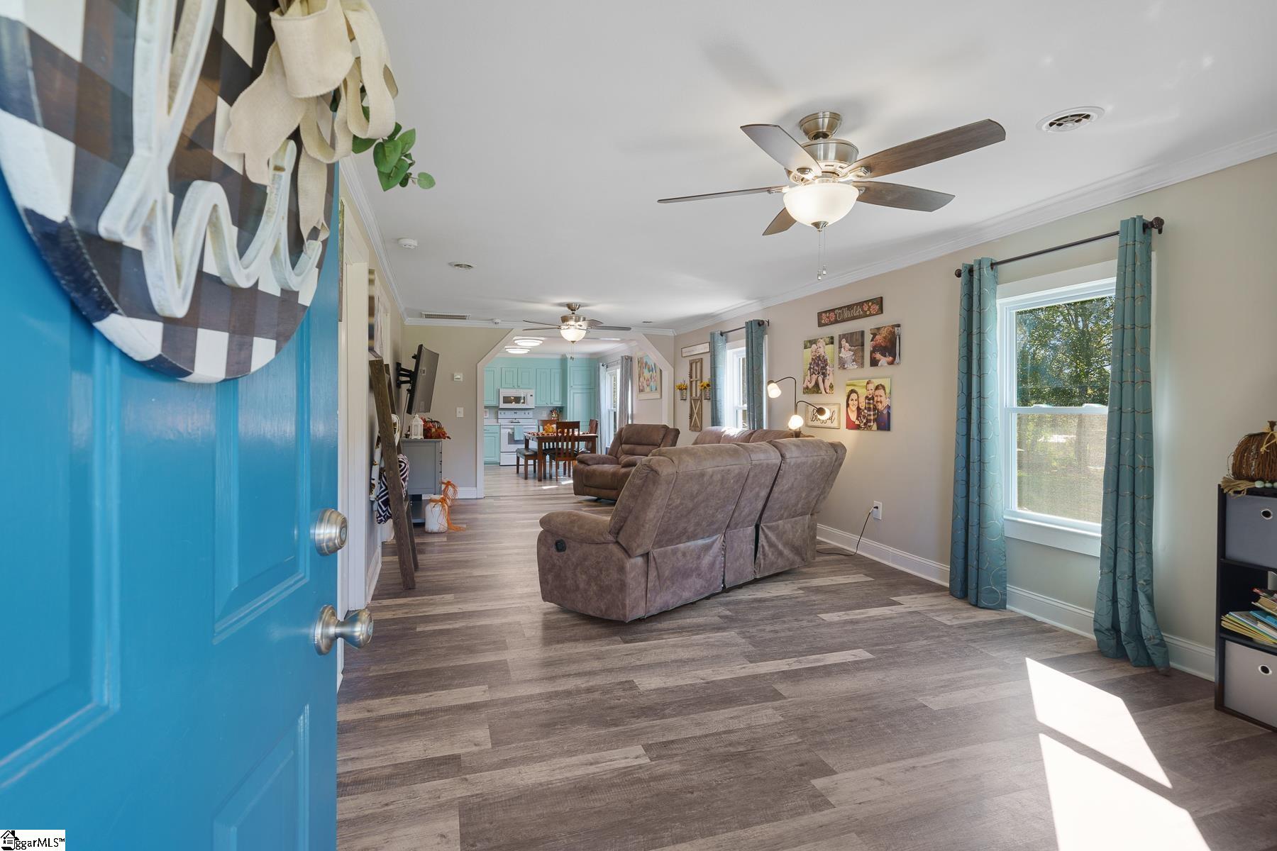 1749 Jameson Road Easley, SC 29640 - Photo 4 of 33