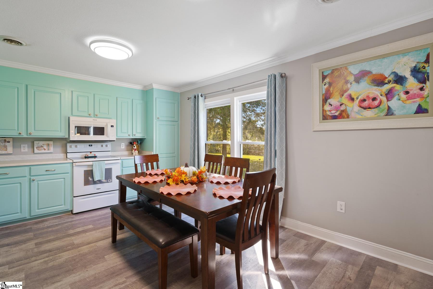 1749 Jameson Road Easley, SC 29640 - Photo 8 of 33