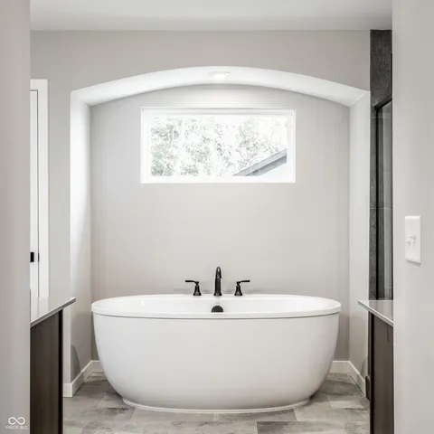 $840,000 | 11824 Sage Crk Bend, Fishers, IN 46040