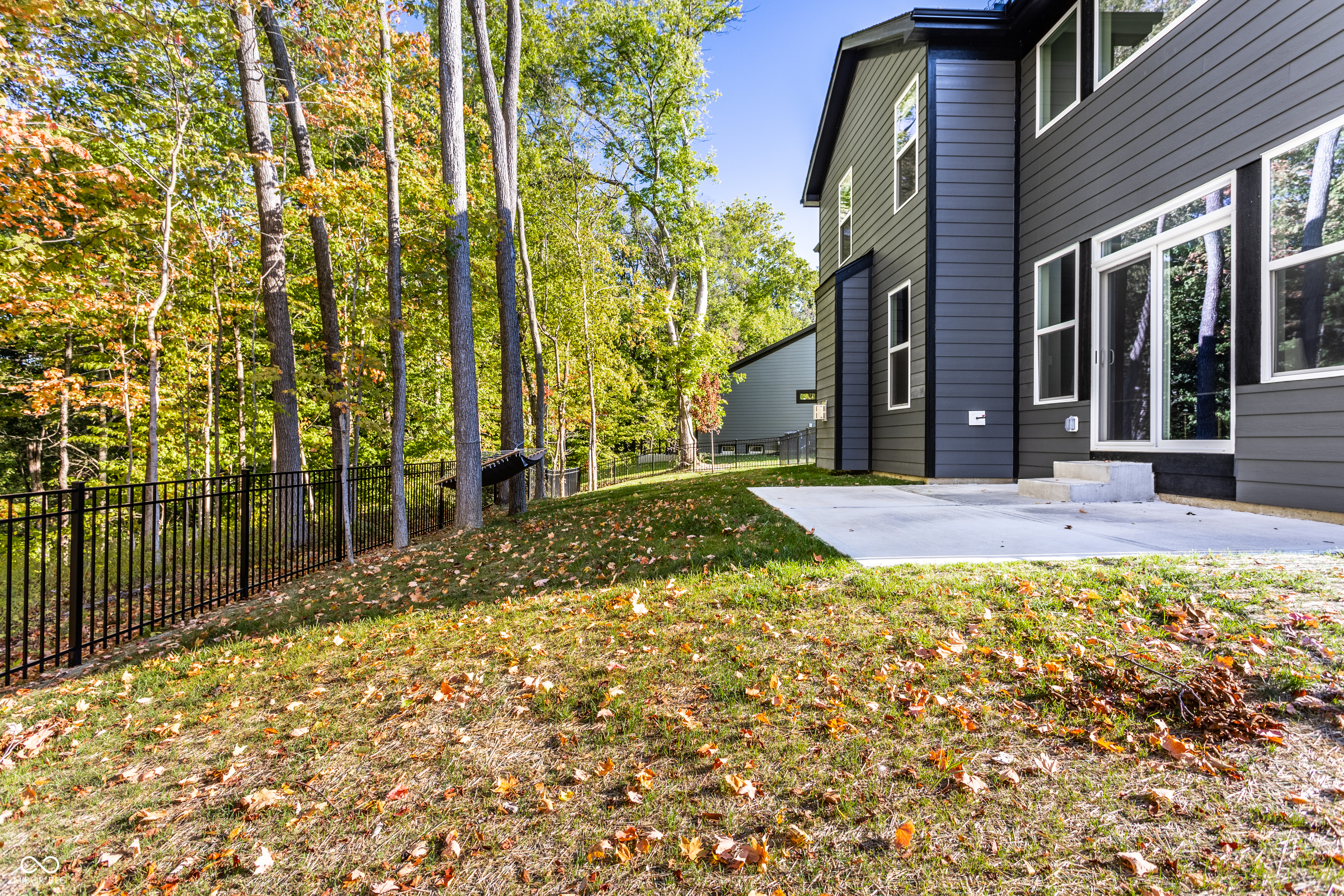 11824 Sage Crk Bend Fishers, IN 46040 - Photo 3 of 54