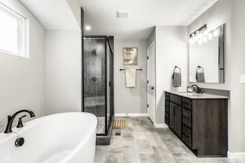 $845,000 | 11824 Sage Crk Bend, Fishers, IN 46040