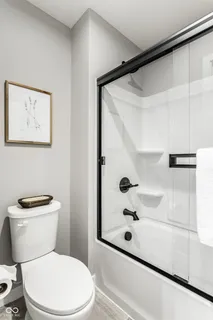 $845,000 | 11824 Sage Crk Bend, Fishers, IN 46040