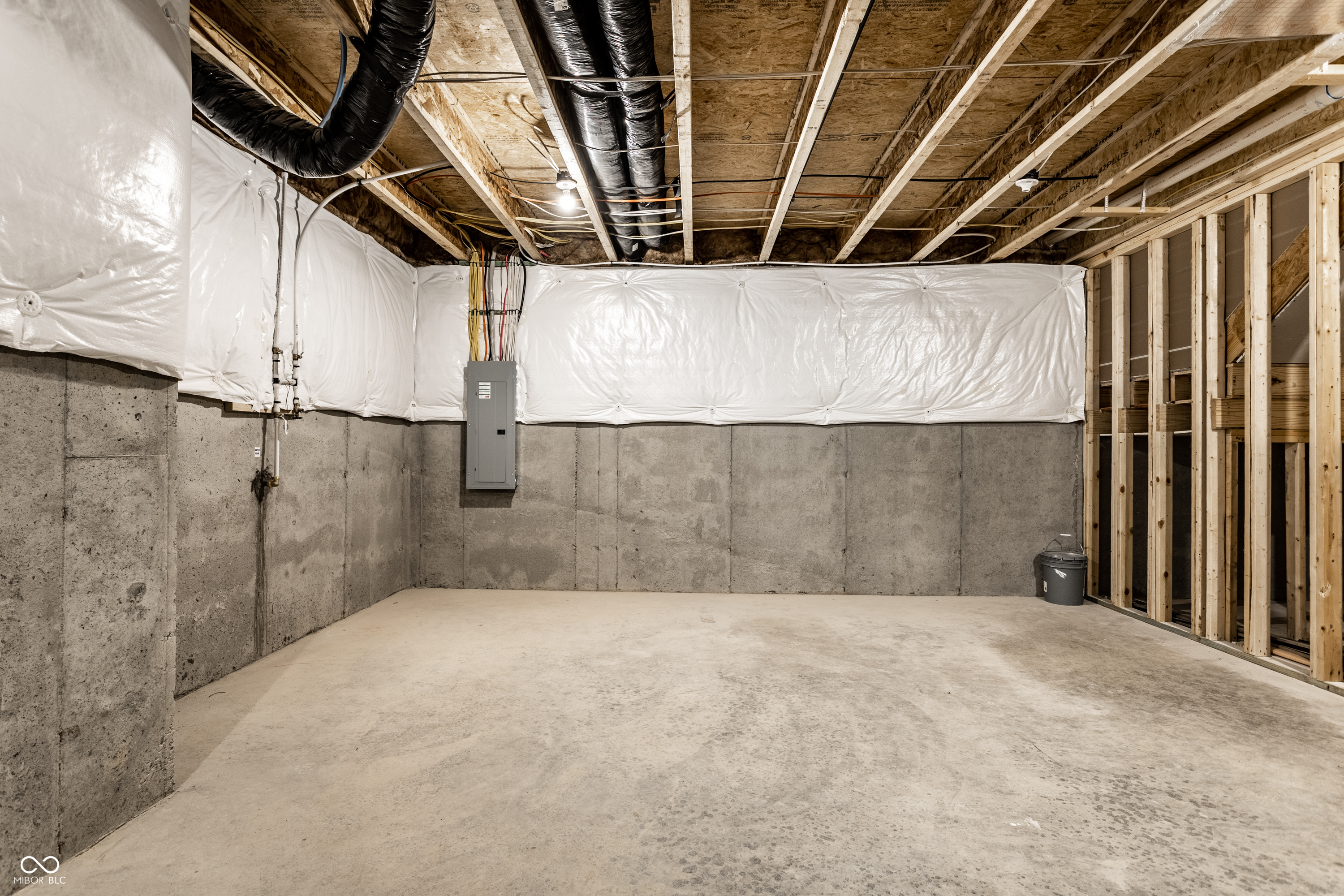 11824 Sage Crk Bend Fishers, IN 46040 - Photo 48 of 54