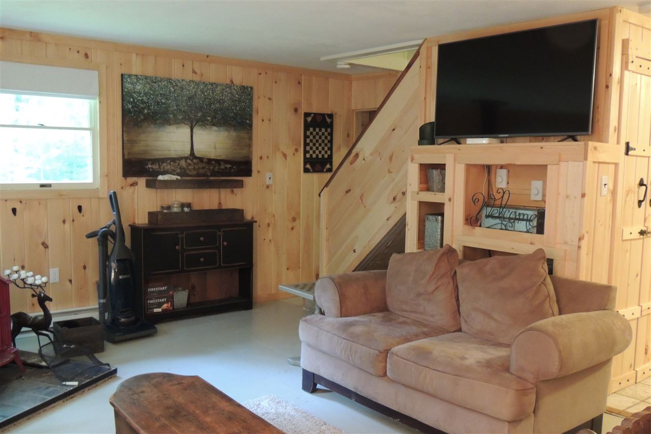108 Spruce Grove Road Wilmington, VT 05363 - Photo 12 of 16 Gallery Image 12