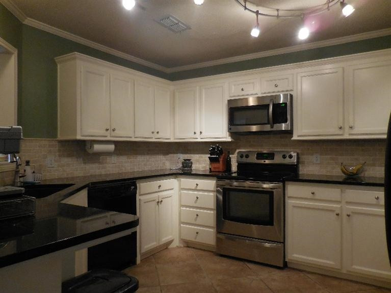 4815 64th Street Lubbock, TX 79414 - Photo 5 of 10 Photo 5