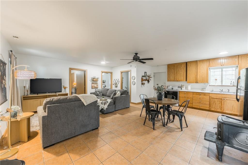 471 Southeast 1131st Road Clinton, MO 64735 - Photo 15 of 37