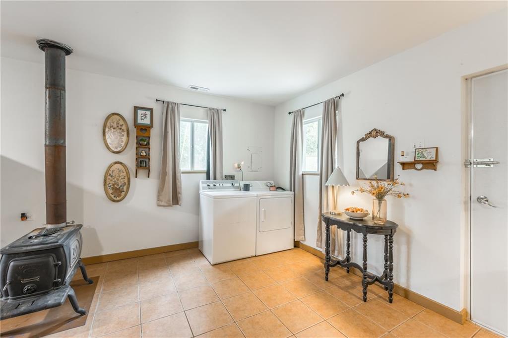 471 Southeast 1131st Road Clinton, MO 64735 - Photo 21 of 37