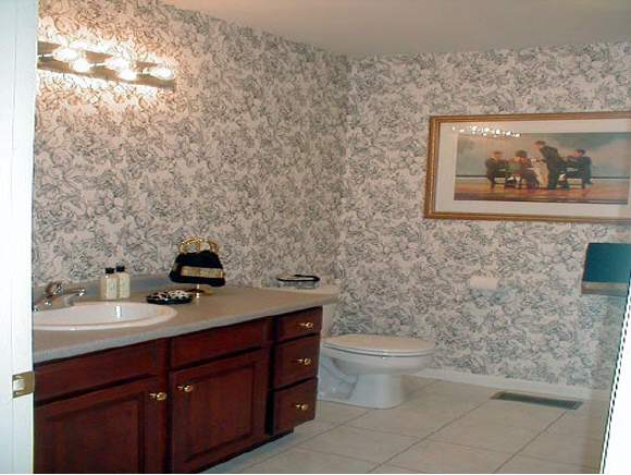 75 Pleasant Street, Unit 2 Windham, NH 03087 - Photo 1 of 9 Gallery Image 1