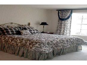 75 Pleasant Street, Unit 2 Windham, NH 03087 - Photo 4 of 9 Gallery Image 4